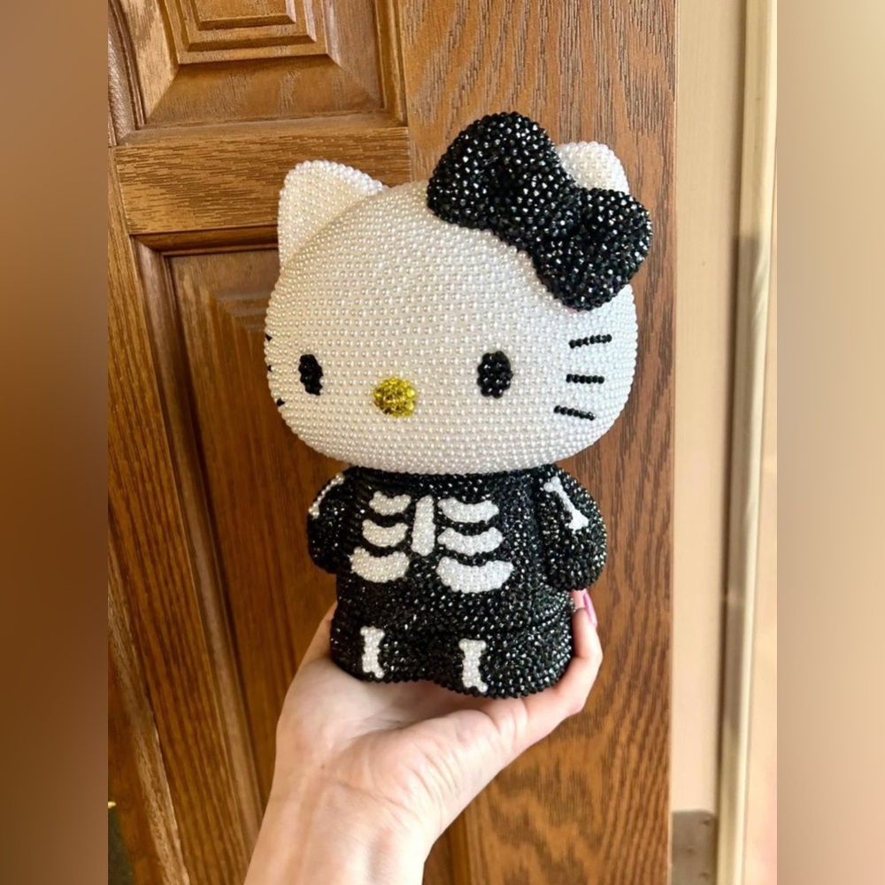 Hello Kitty Pink Skeleton & More! Please read description & look through photos! - Picture 5 of 10